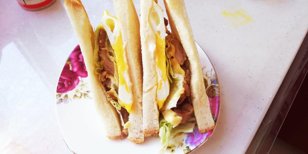 如何做超厚的沼三明治~详细tip！牛油果鸡蛋午餐肉三明治~