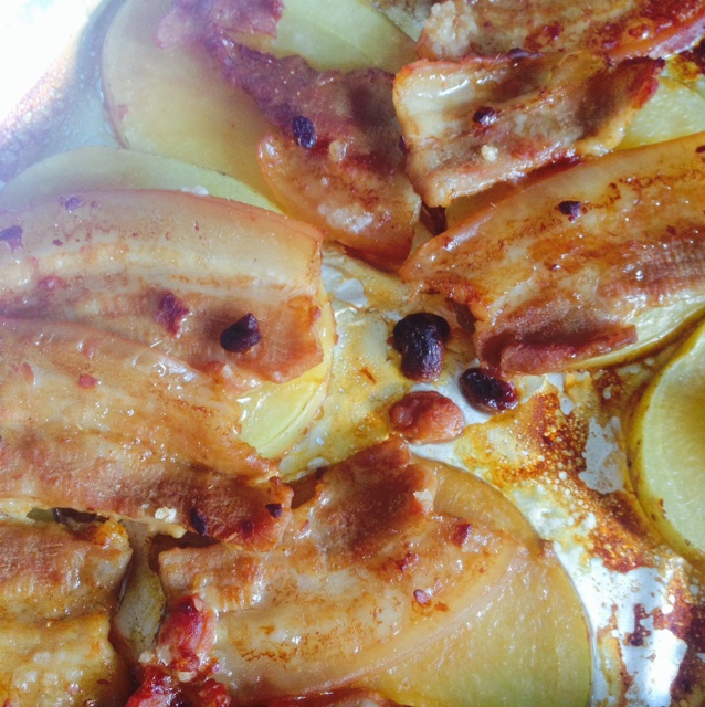 蜜汁五花肉烤土豆