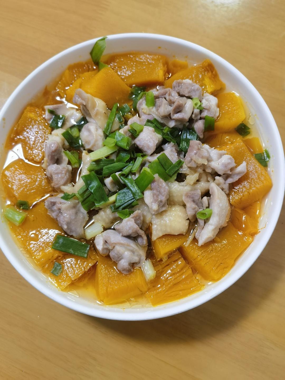 南瓜蒸鸡腿～～孩子爱吃的菜
