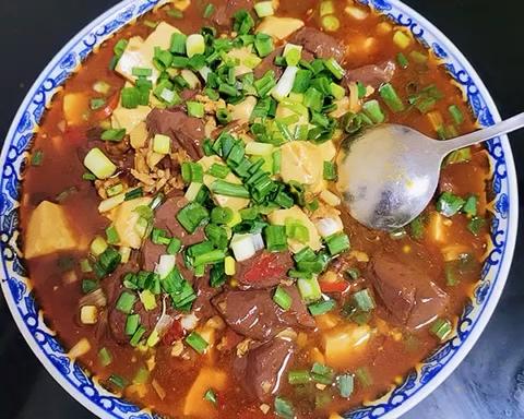 赣味猪血烧豆腐