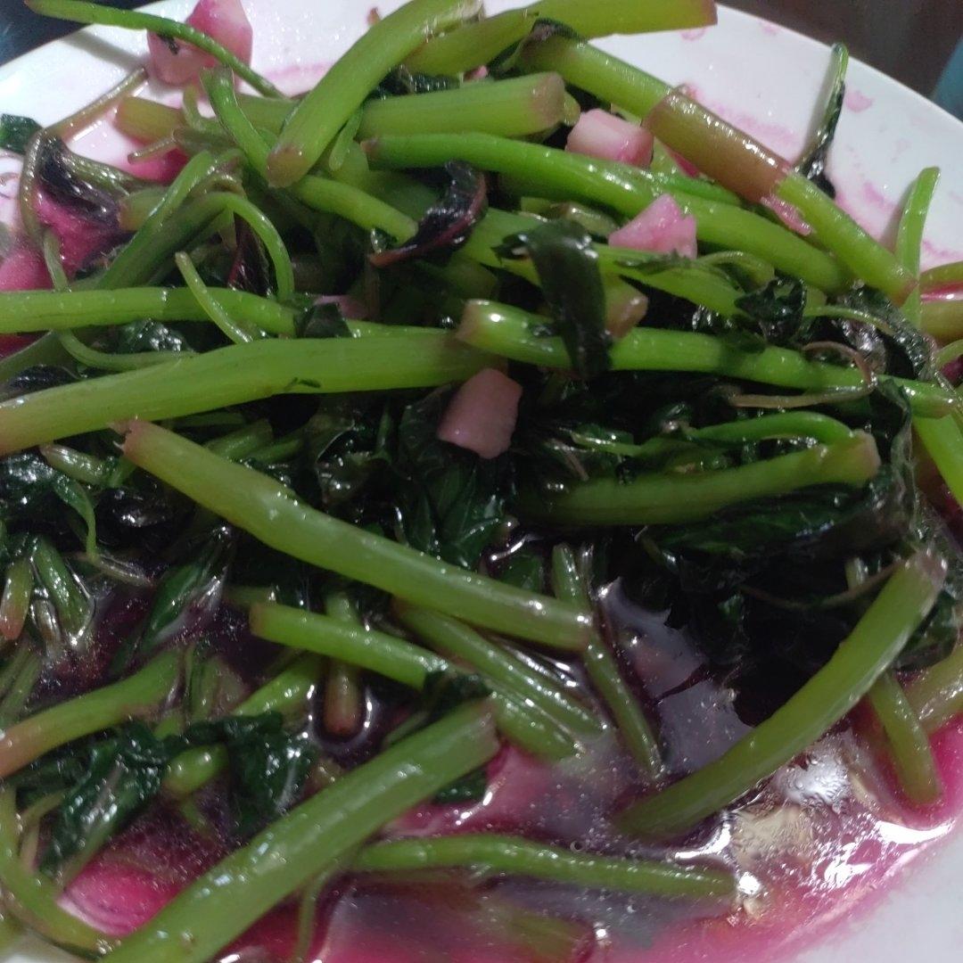 清炒红苋菜（简单菜也有窍门，一看就明白）