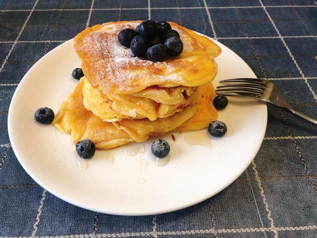 蜂蜜水果松饼+粉红松饼pancake