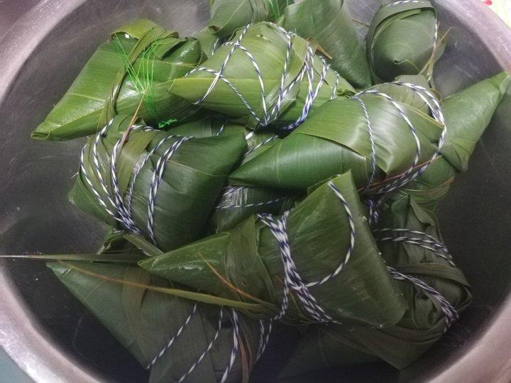 好吃到飞起的肉粽子
