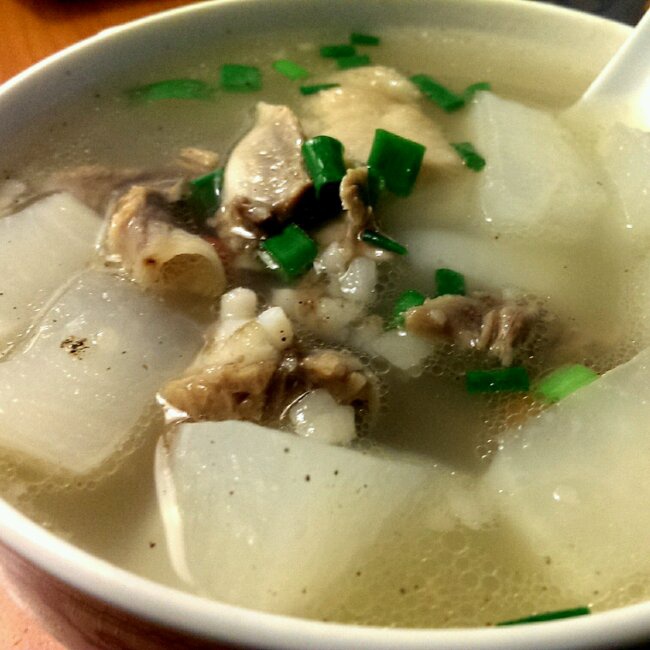 清炖羊肉汤