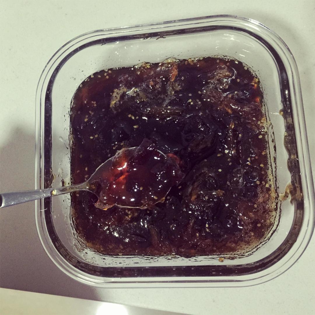 红枣生姜红糖膏