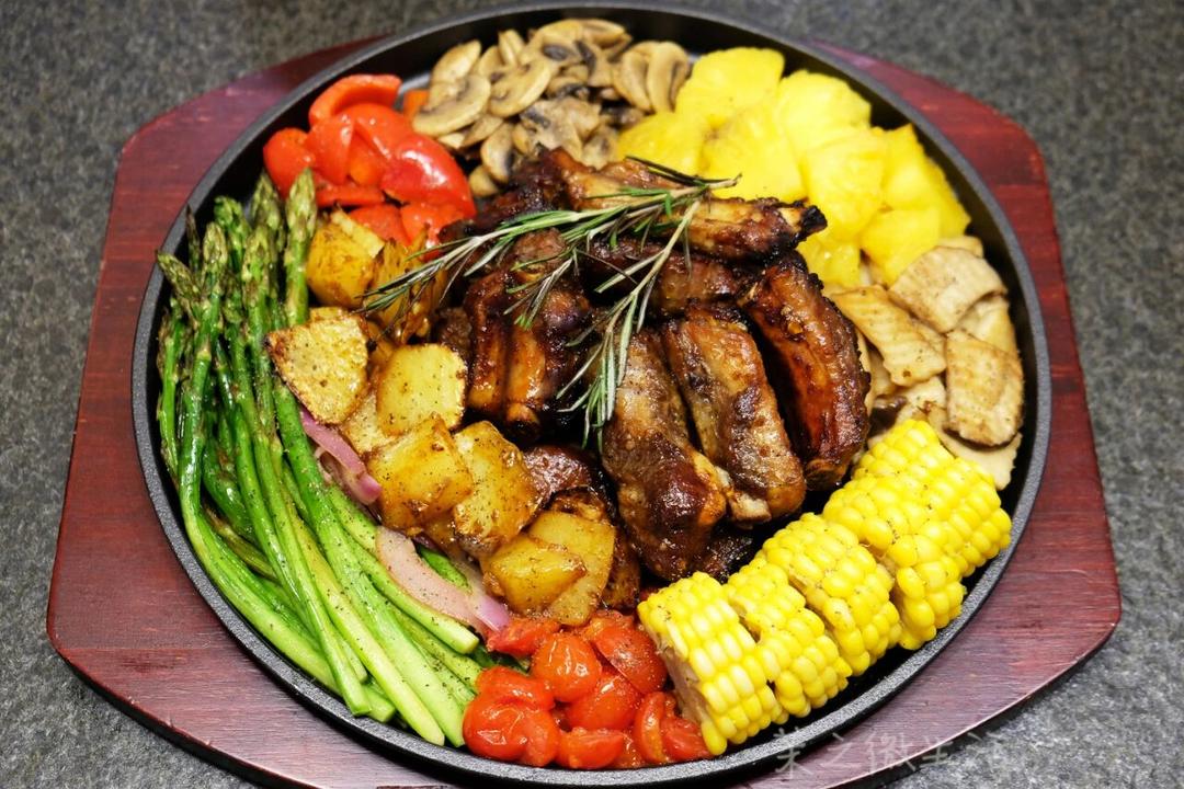 空气炸锅简易版 美式烤猪肋排拼盘