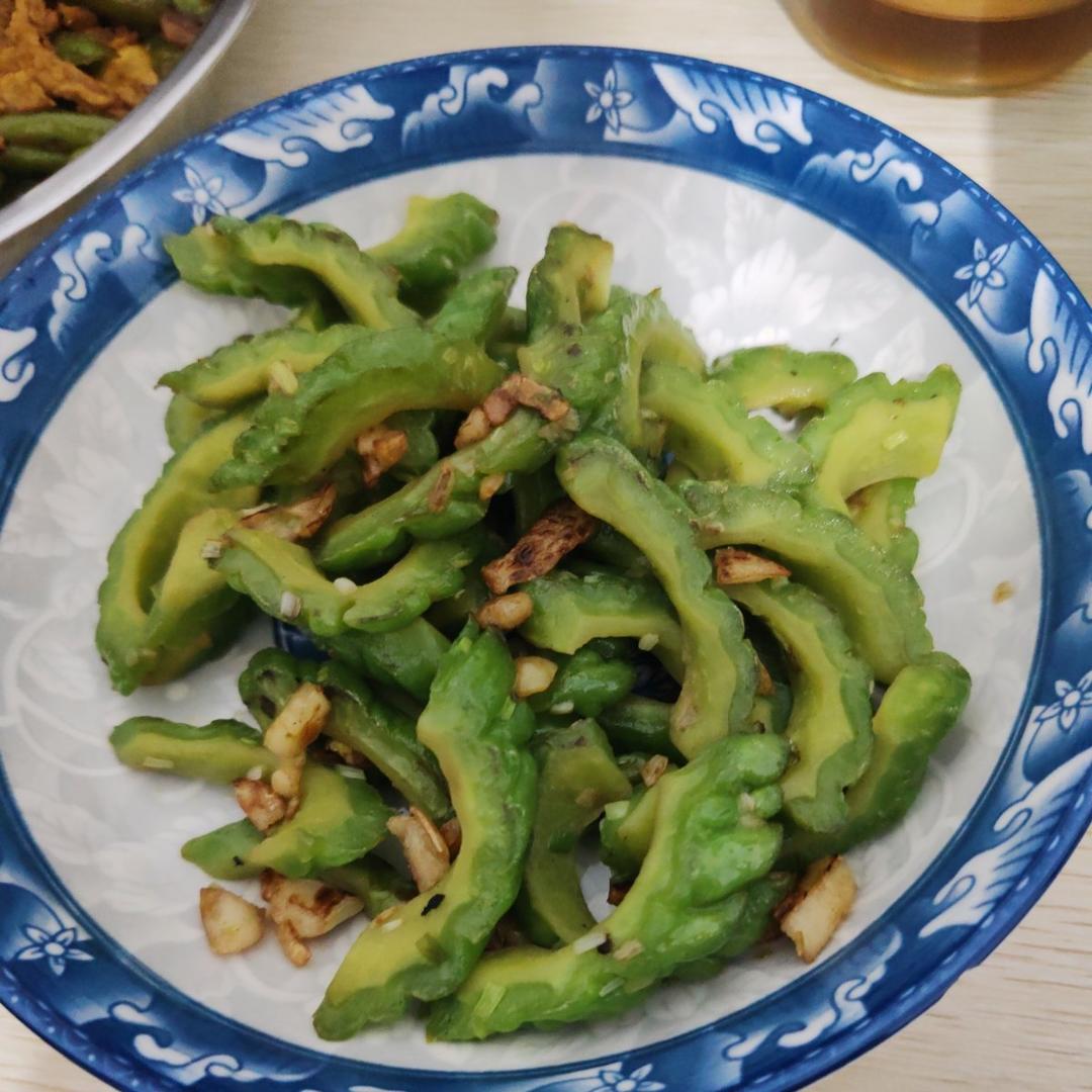 清炒苦瓜