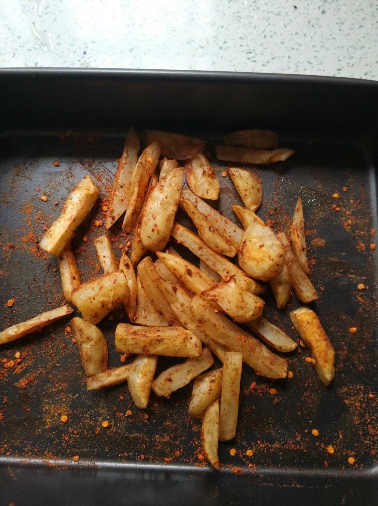 孜然香辣烤土豆的做法