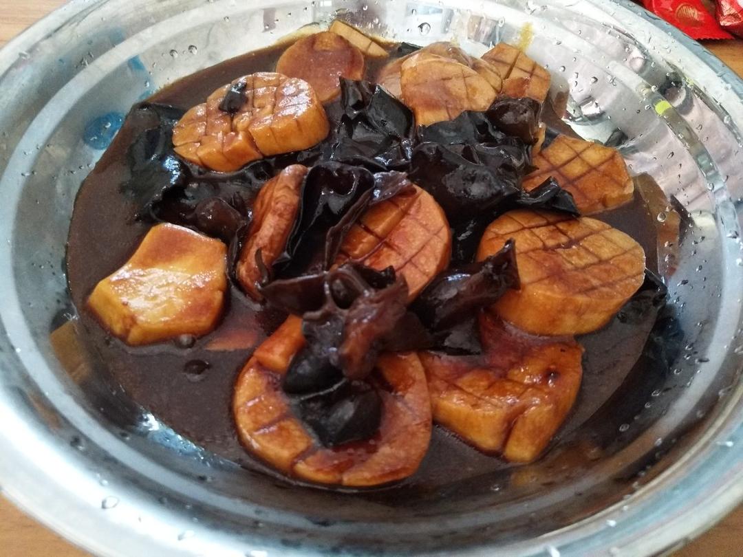 比肉还好吃的酱汁杏鲍菇，拿肉也不换。