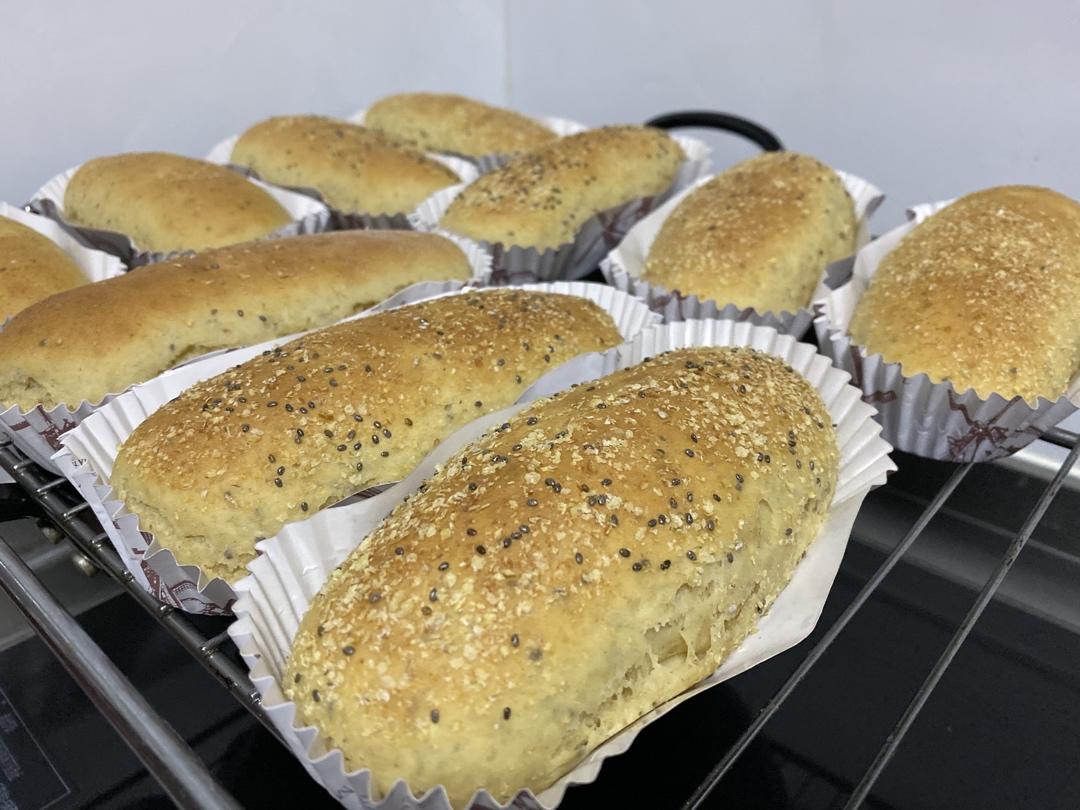 赛百味面包胚--蜂蜜燕麦面包 50%全麦 山寨版