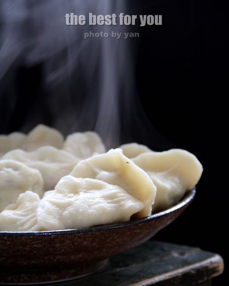 鲜掉眉毛的 三鲜水饺~