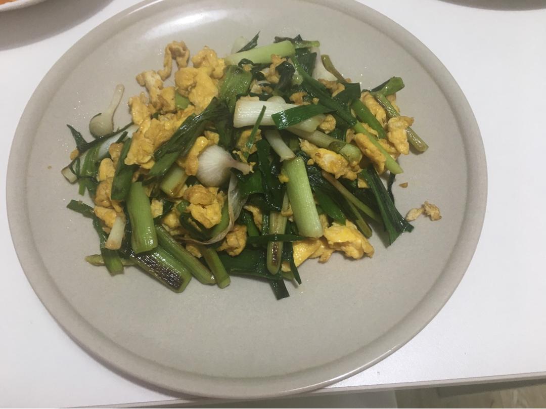 大蒜炒鸡蛋