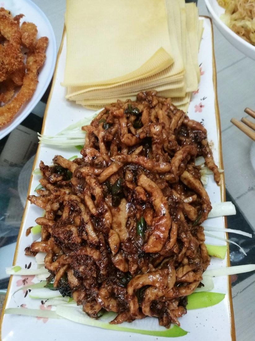 京酱肉丝