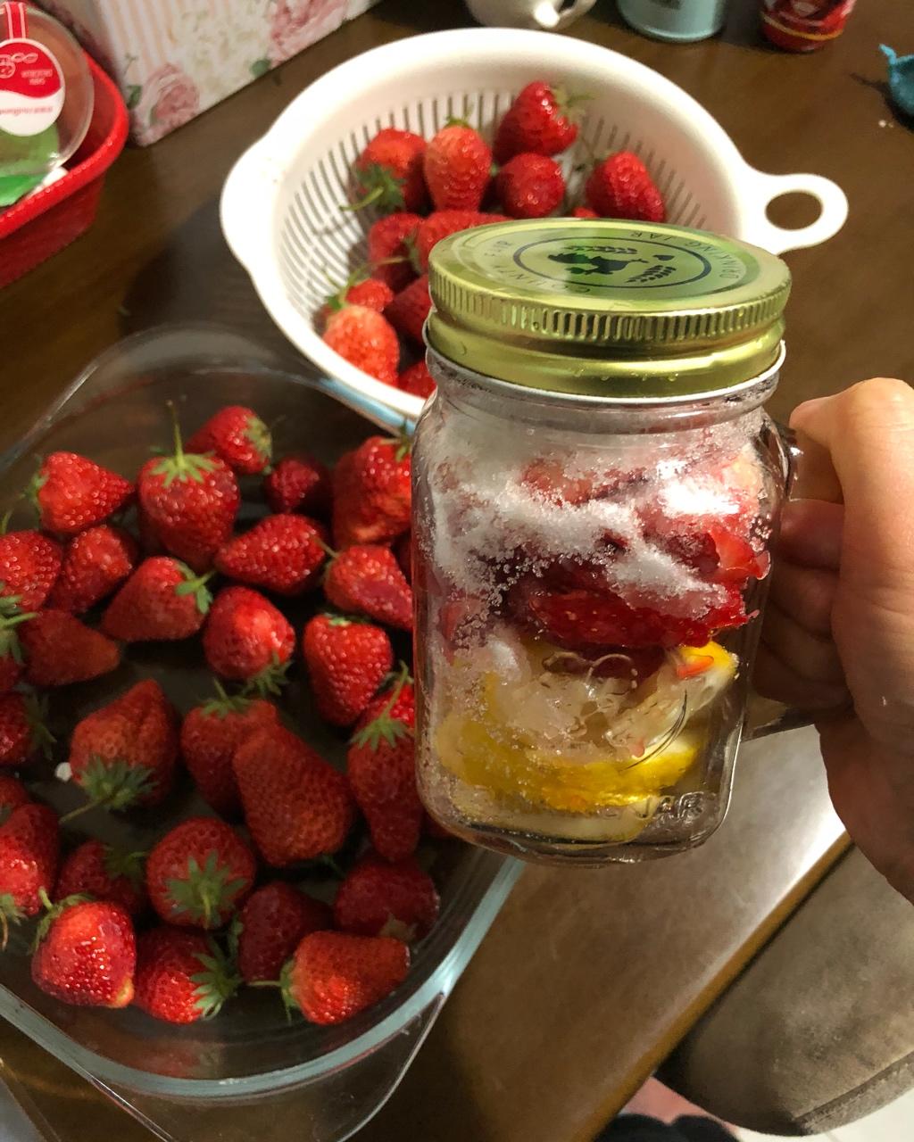 草莓柠檬茶