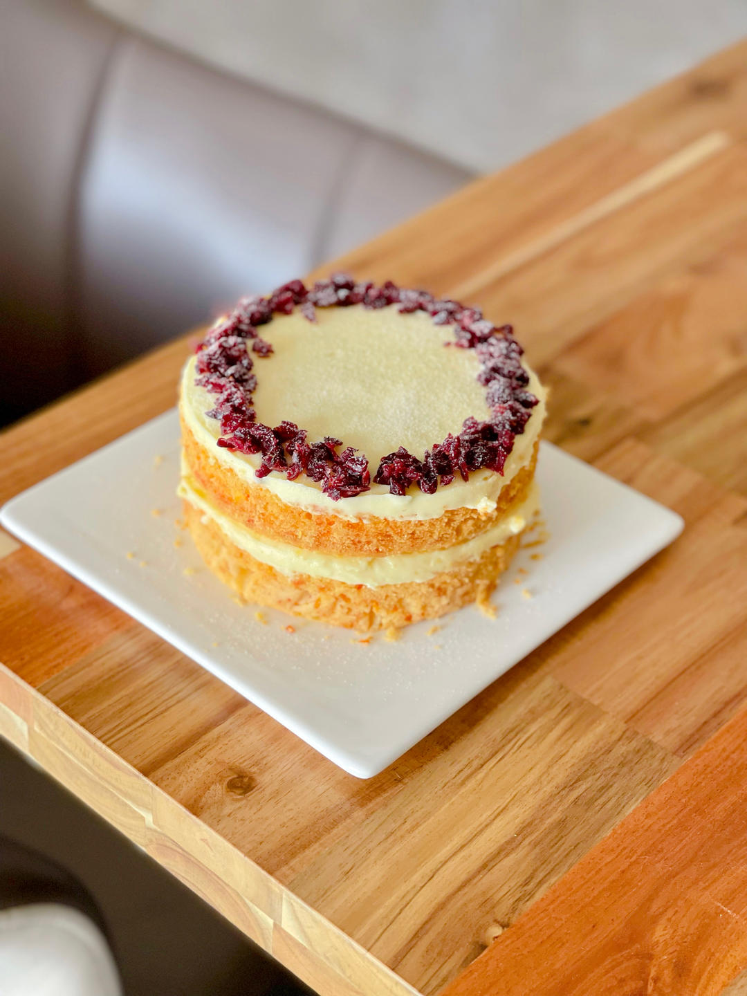 【经典胡萝卜蛋糕】 不需打发的简单快手蛋糕，胡萝卜的华丽变身 绝妙的消耗胡萝卜方法