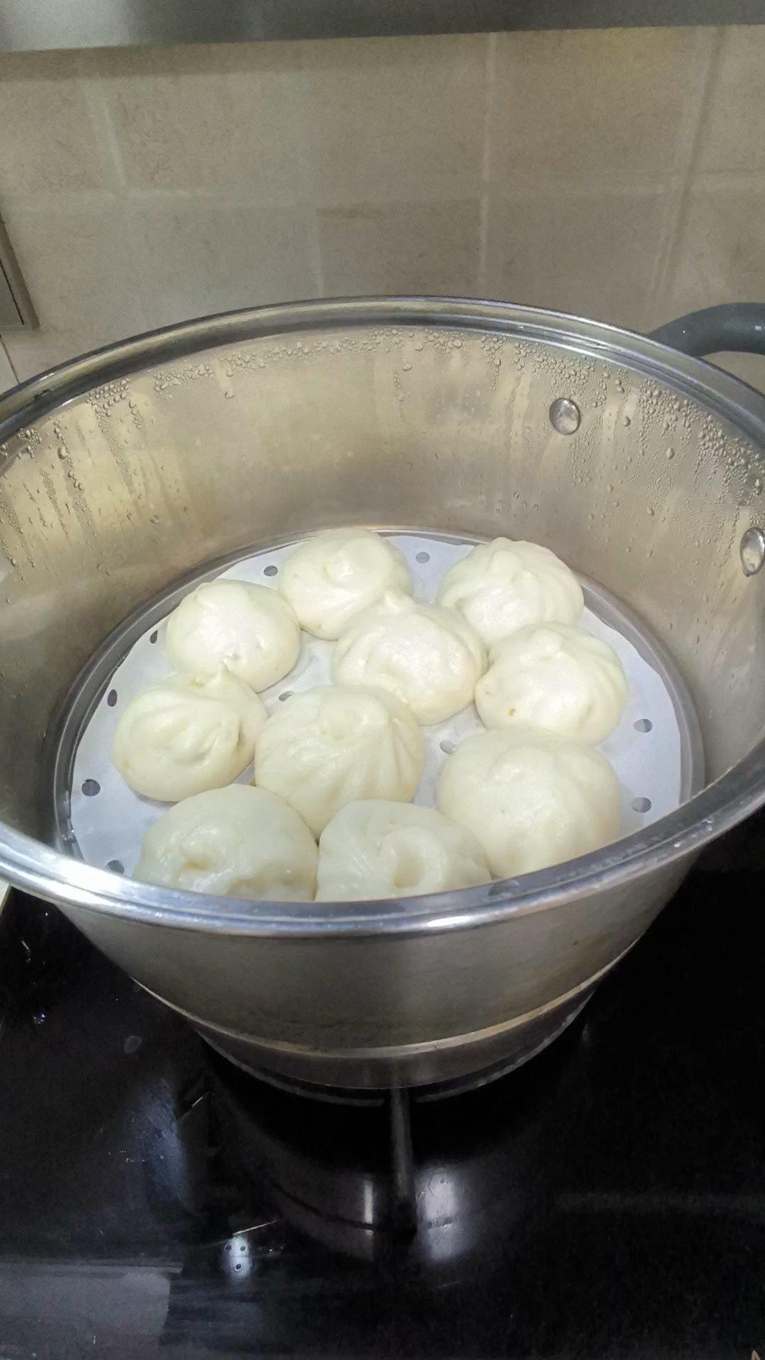 超好吃/牛肉粉丝包子