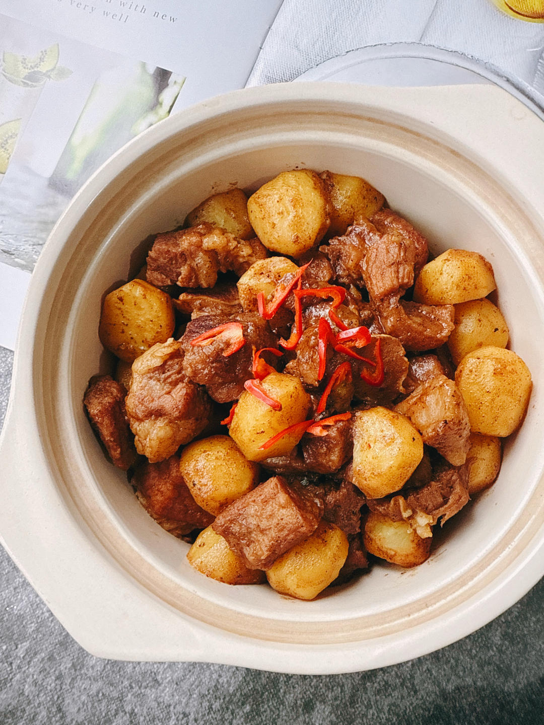 沙茶牛肉土豆煲