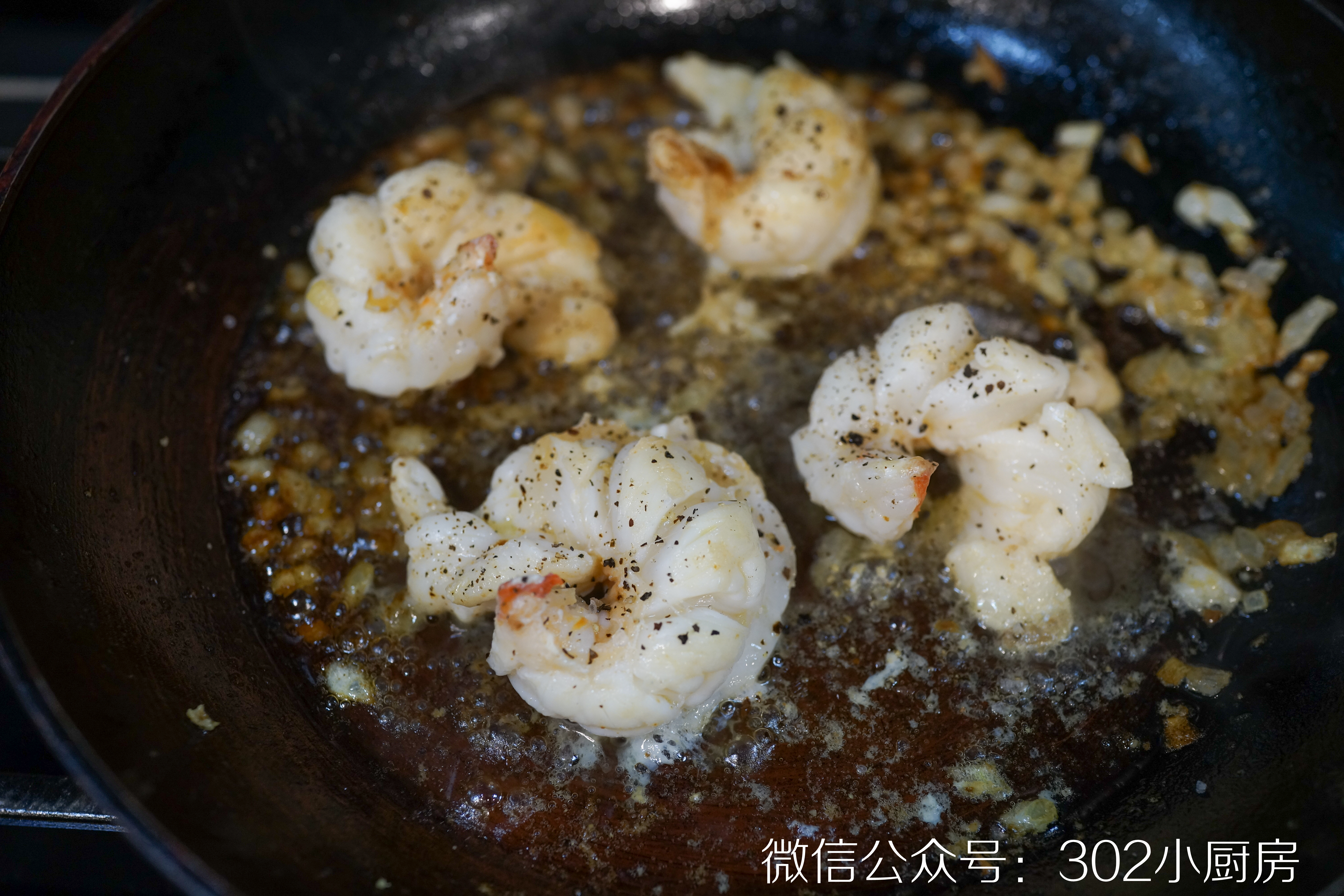 【0560】意式龙虾炖饭（包含详细取龙虾肉方法） <302小厨房>的做法 步骤35