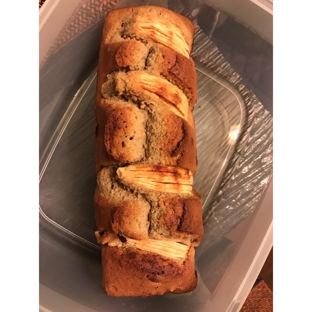 苹果肉桂磅蛋糕