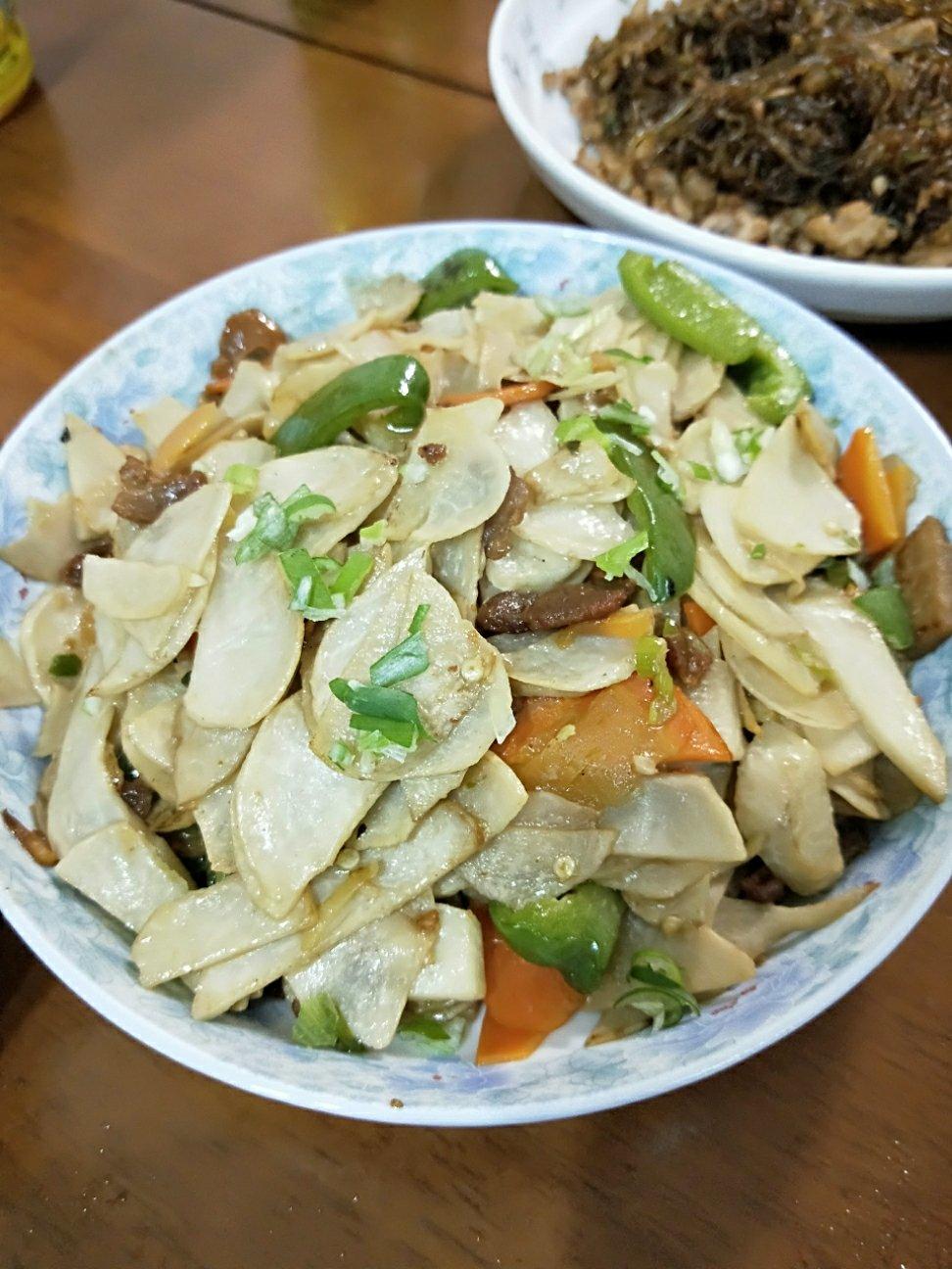 茭白炒肉片