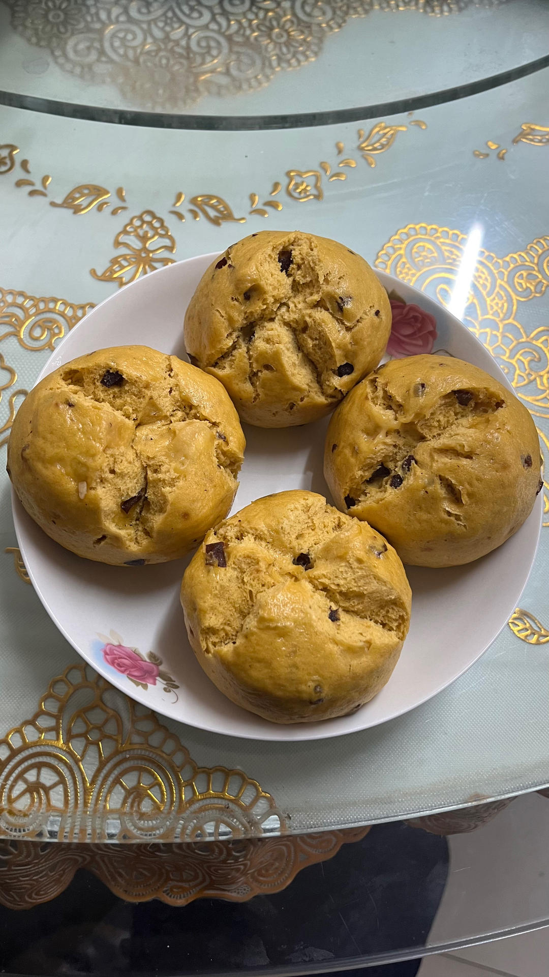 不加一滴水的南瓜开花馒头，纯南瓜泥和面，无需泡打粉，枣香浓郁个个开花