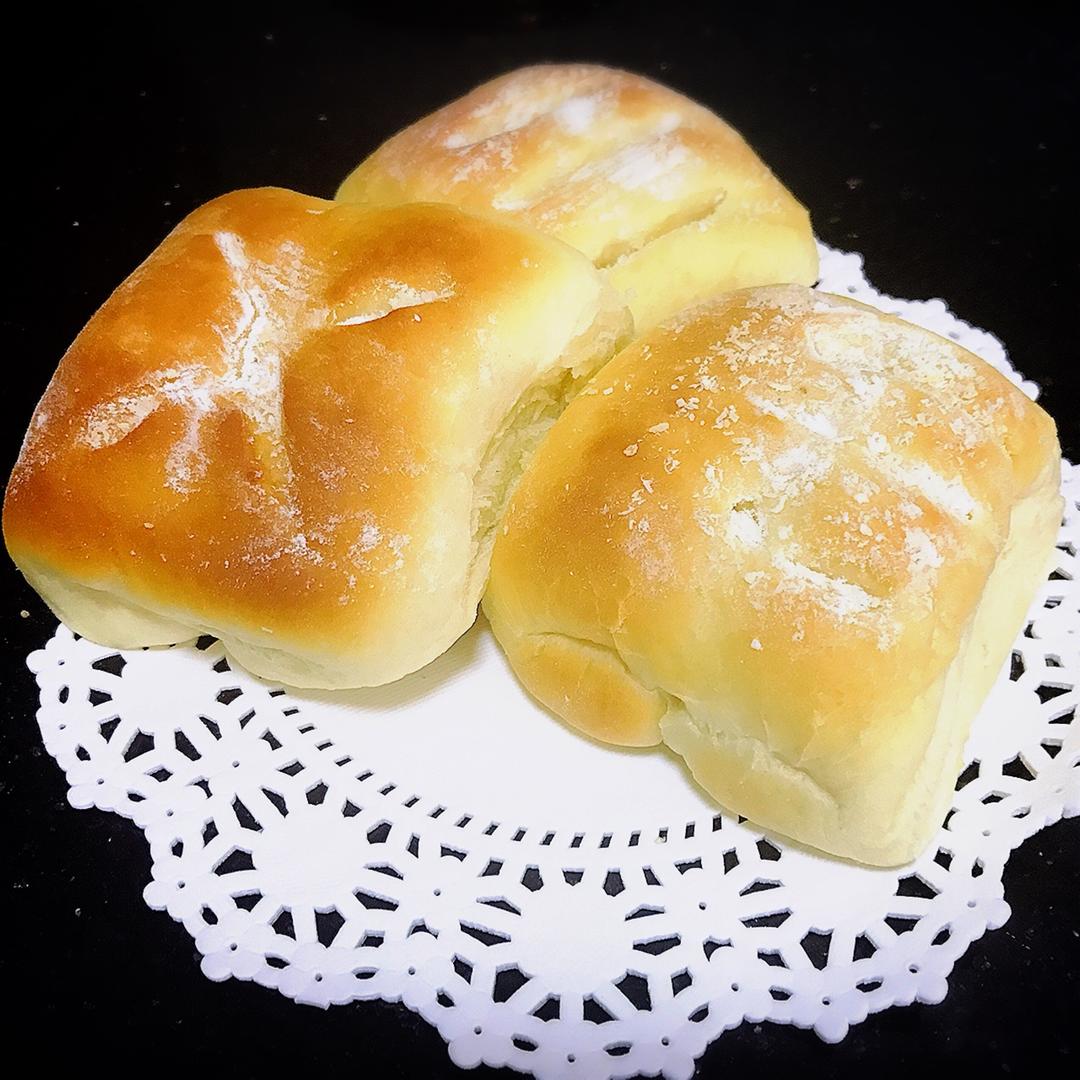 软到不知所措的牛奶卷