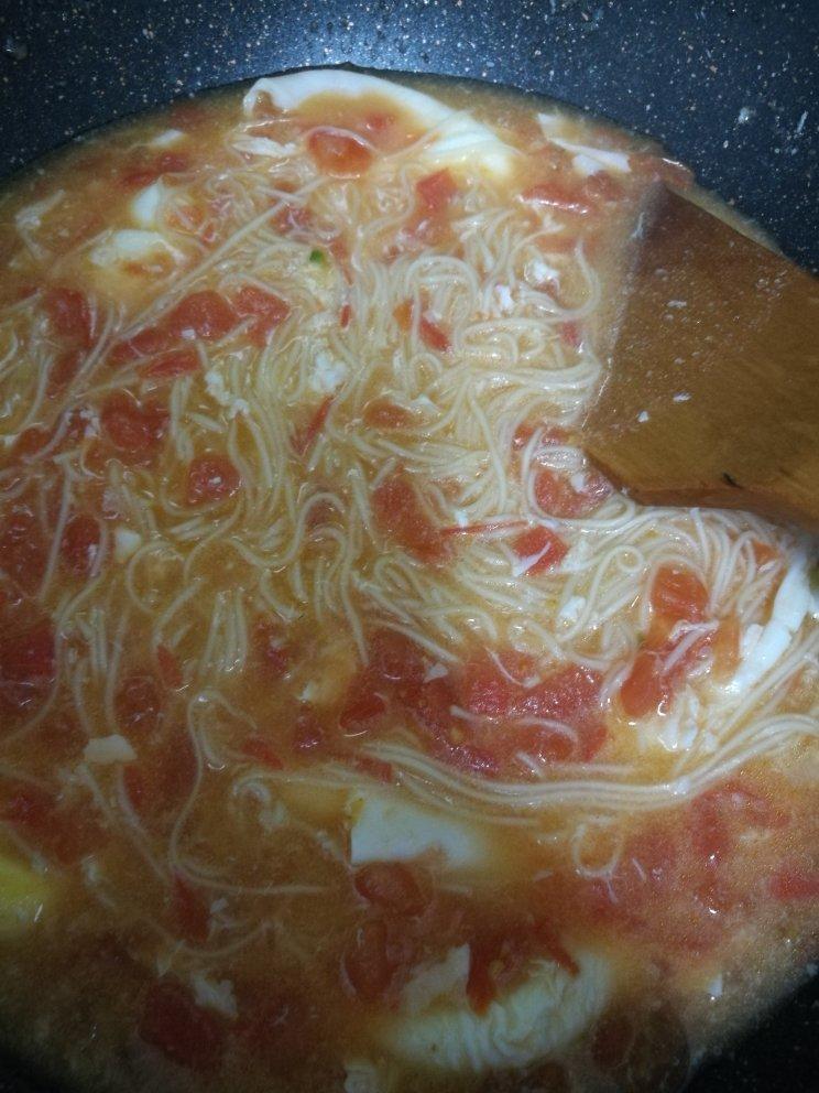 简单早饭西红柿鸡蛋挂面