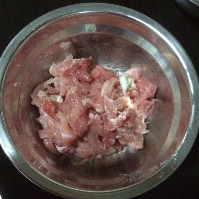 胡萝卜山药瘦肉粥的做法 步骤1