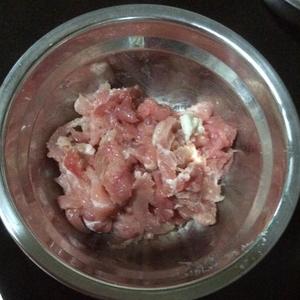 胡萝卜山药瘦肉粥的做法 步骤1