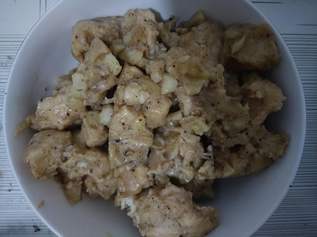蒜蓉蒸鸡胸（鸡腿）