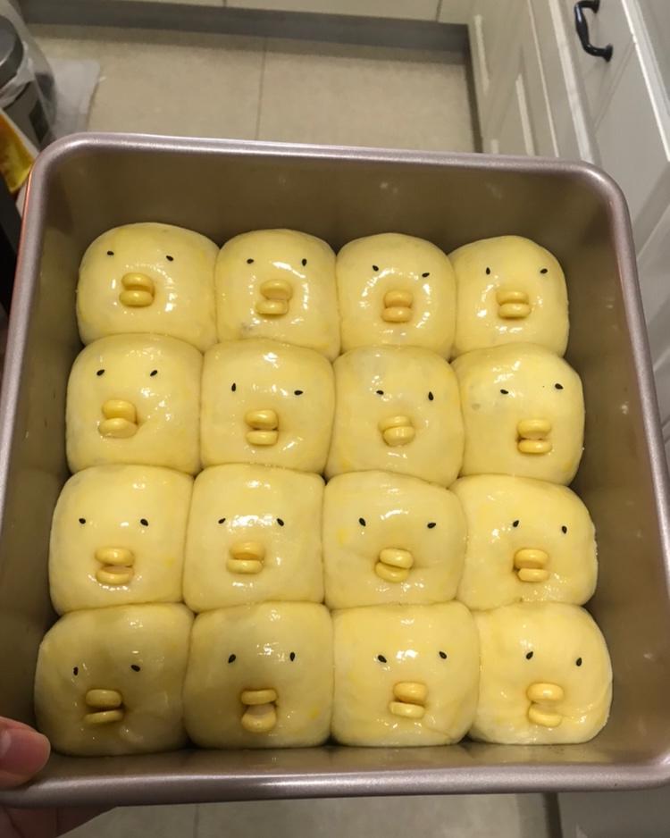 小鸡排包 面包 餐包 挤挤小面包