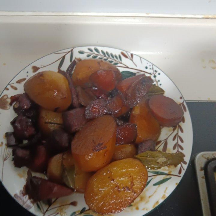 堂妈小厨——小土豆红烧肉