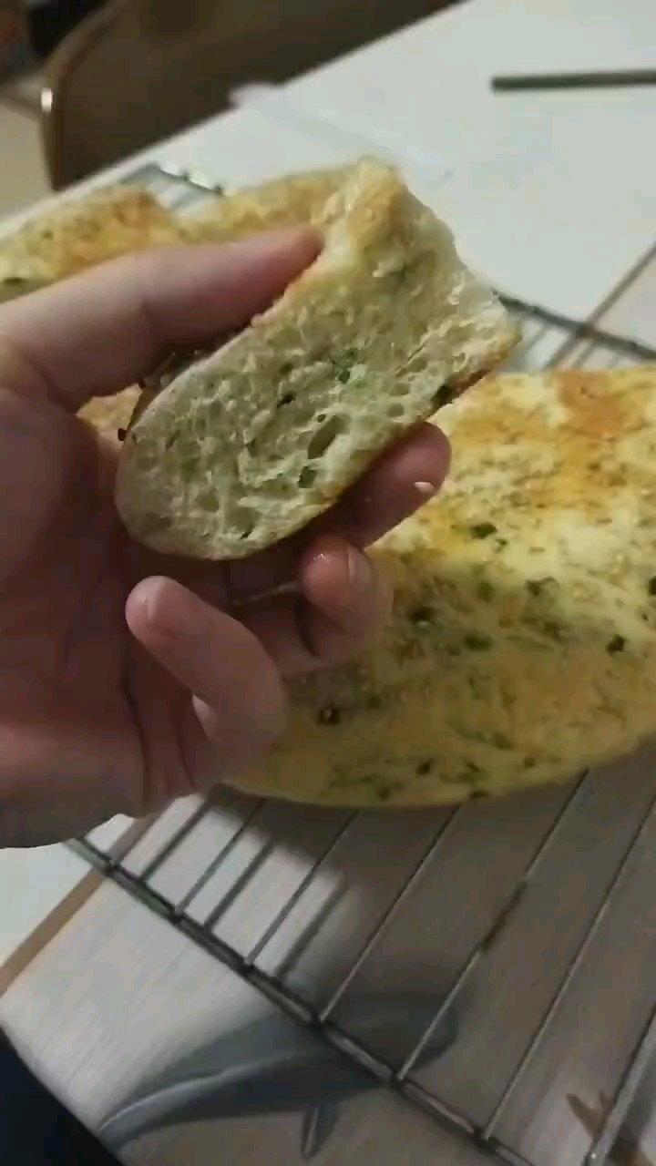 不用揉面做又宣又软香喷喷葱花芝麻发面大饼