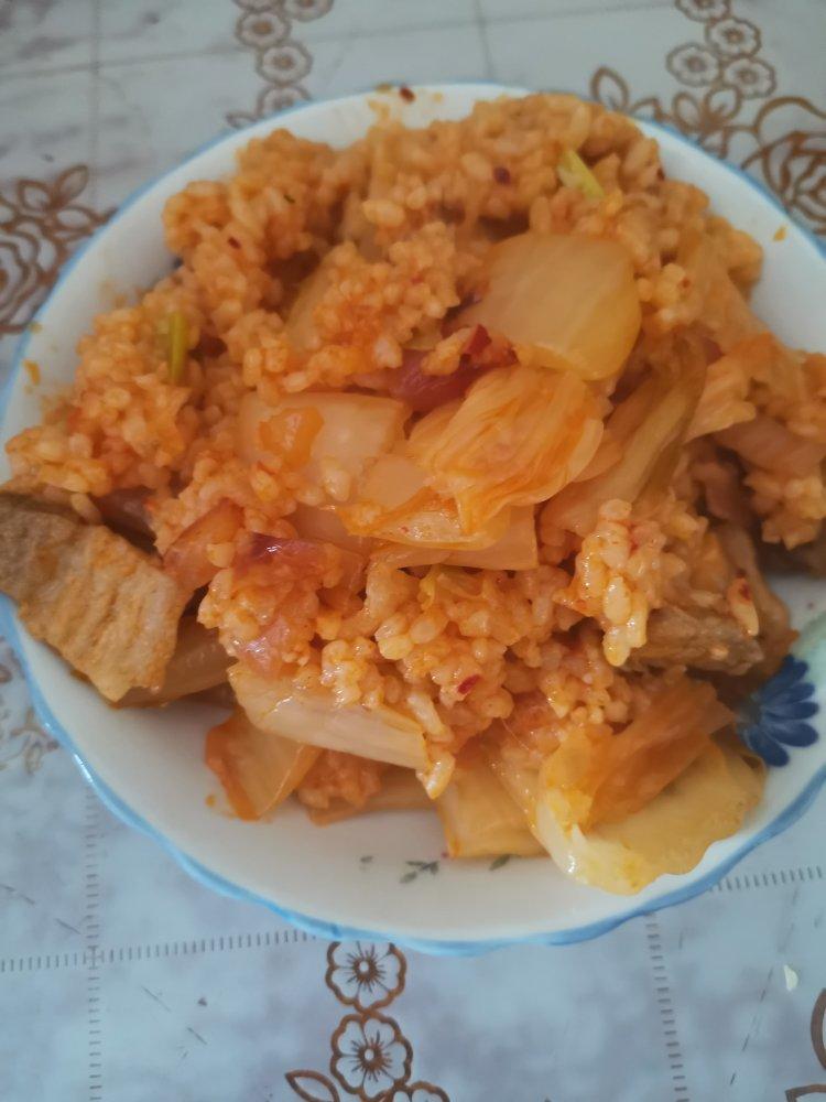 剩米饭最好的归宿——辣白菜炒饭