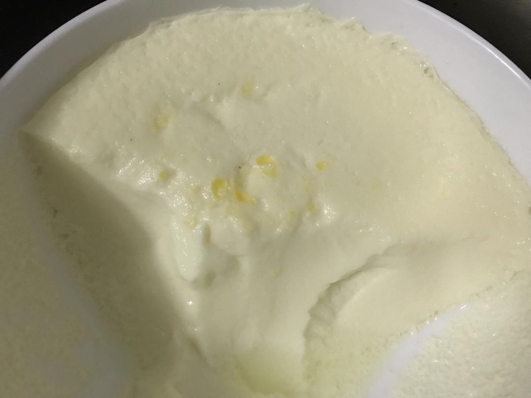 嫩滑牛奶炖蛋
