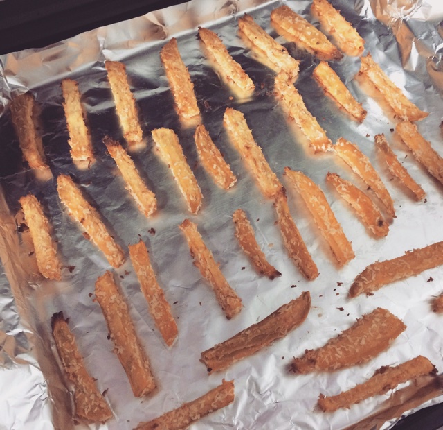 椰蓉烤红薯条（健康夜宵）