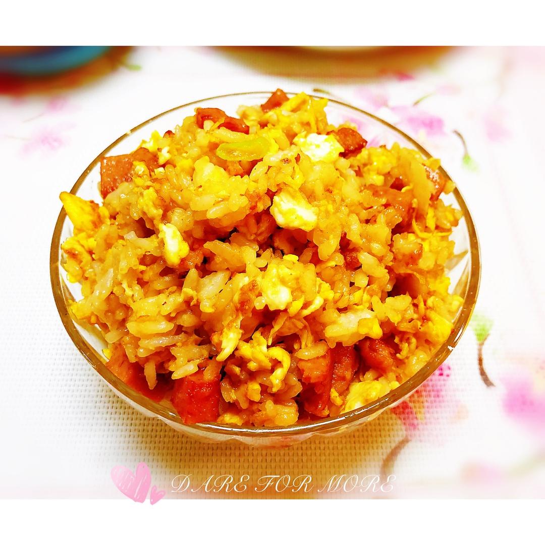 厨师长教你“蛋炒饭”如何做才好吃，答案都在这里面！