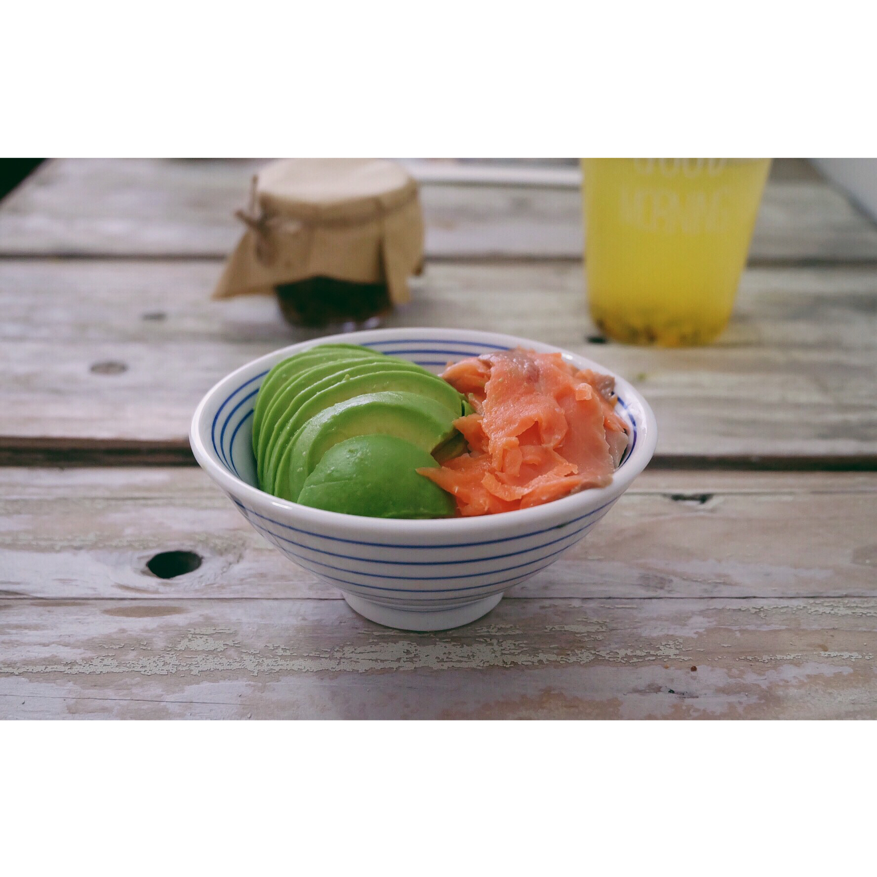 三文鱼牛油果拌饭