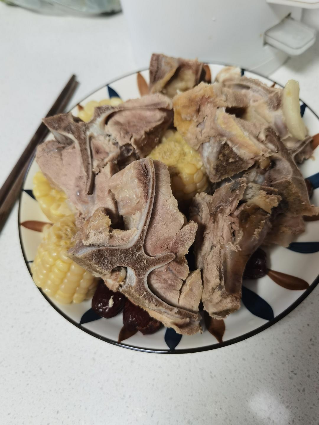 连吃三碗的玉米山药排骨汤