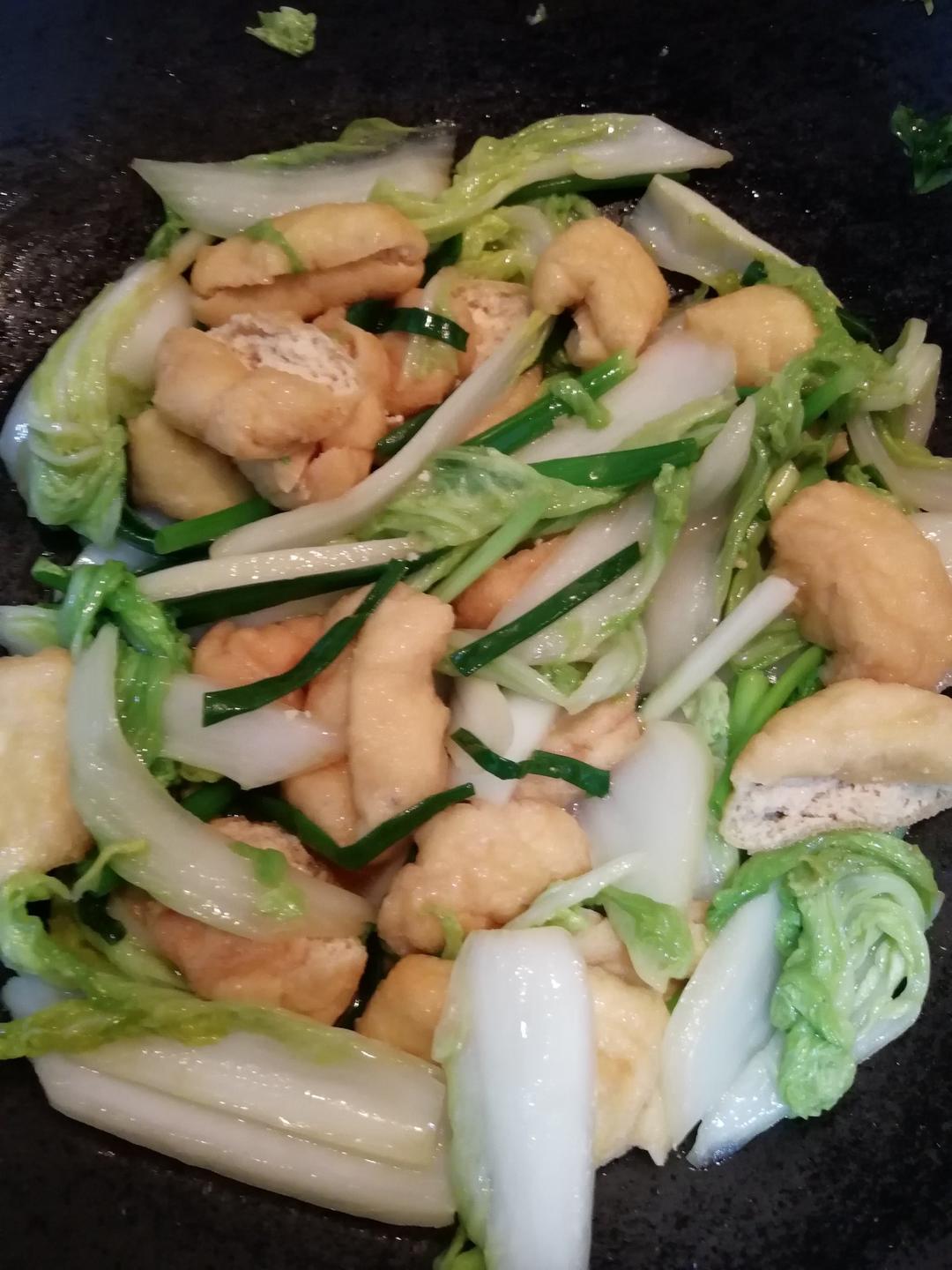 小葱油豆腐炒大白菜（娃娃菜）