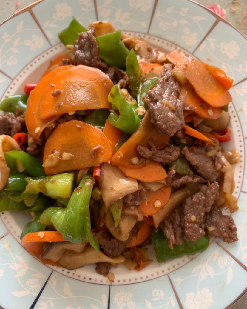黑椒汁杏鲍菇炒牛肉