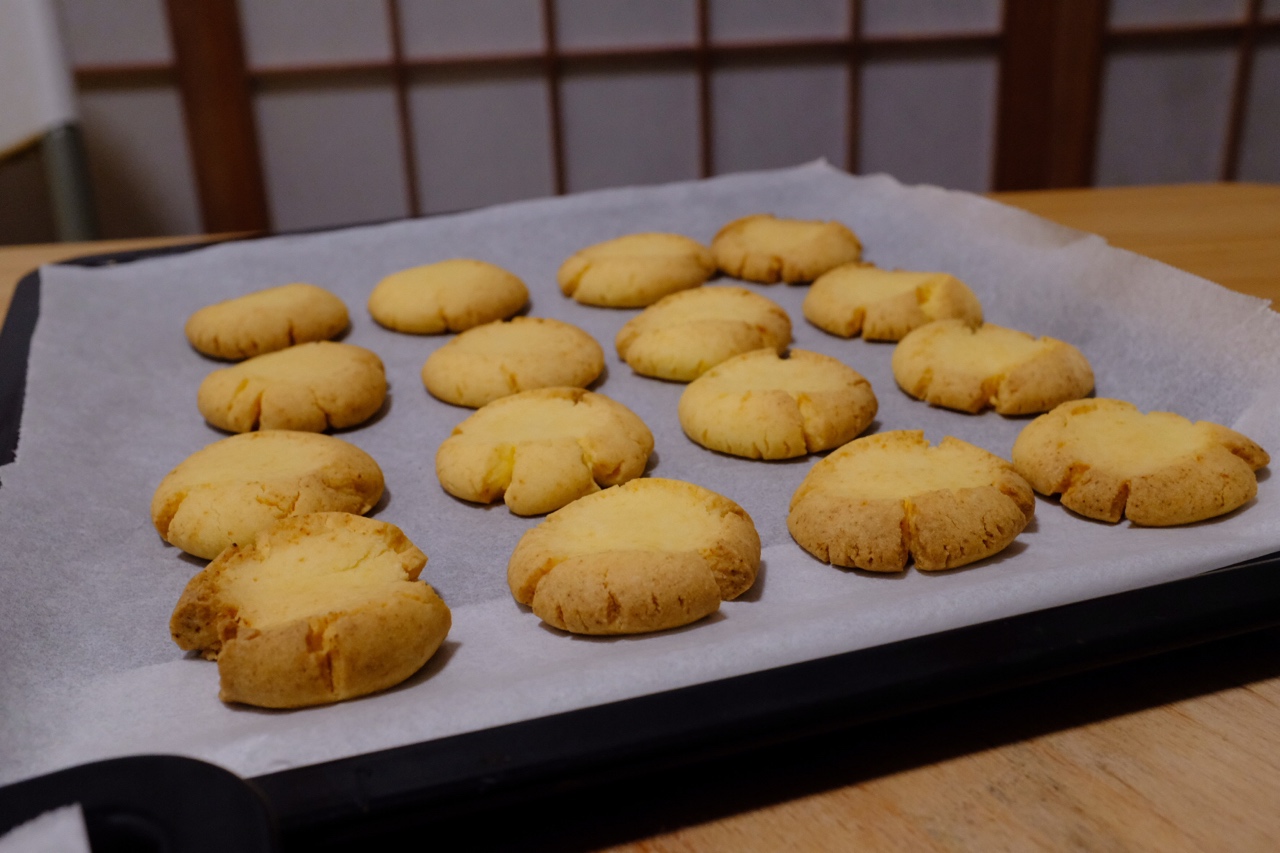 三种口味的玛格丽特饼干（原味、抹茶、可可）