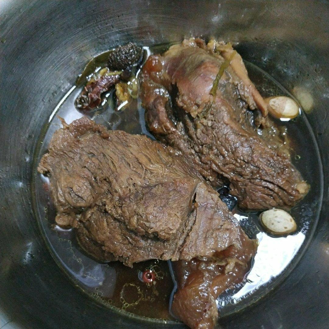 隔壁小孩馋哭了的卤牛肉
