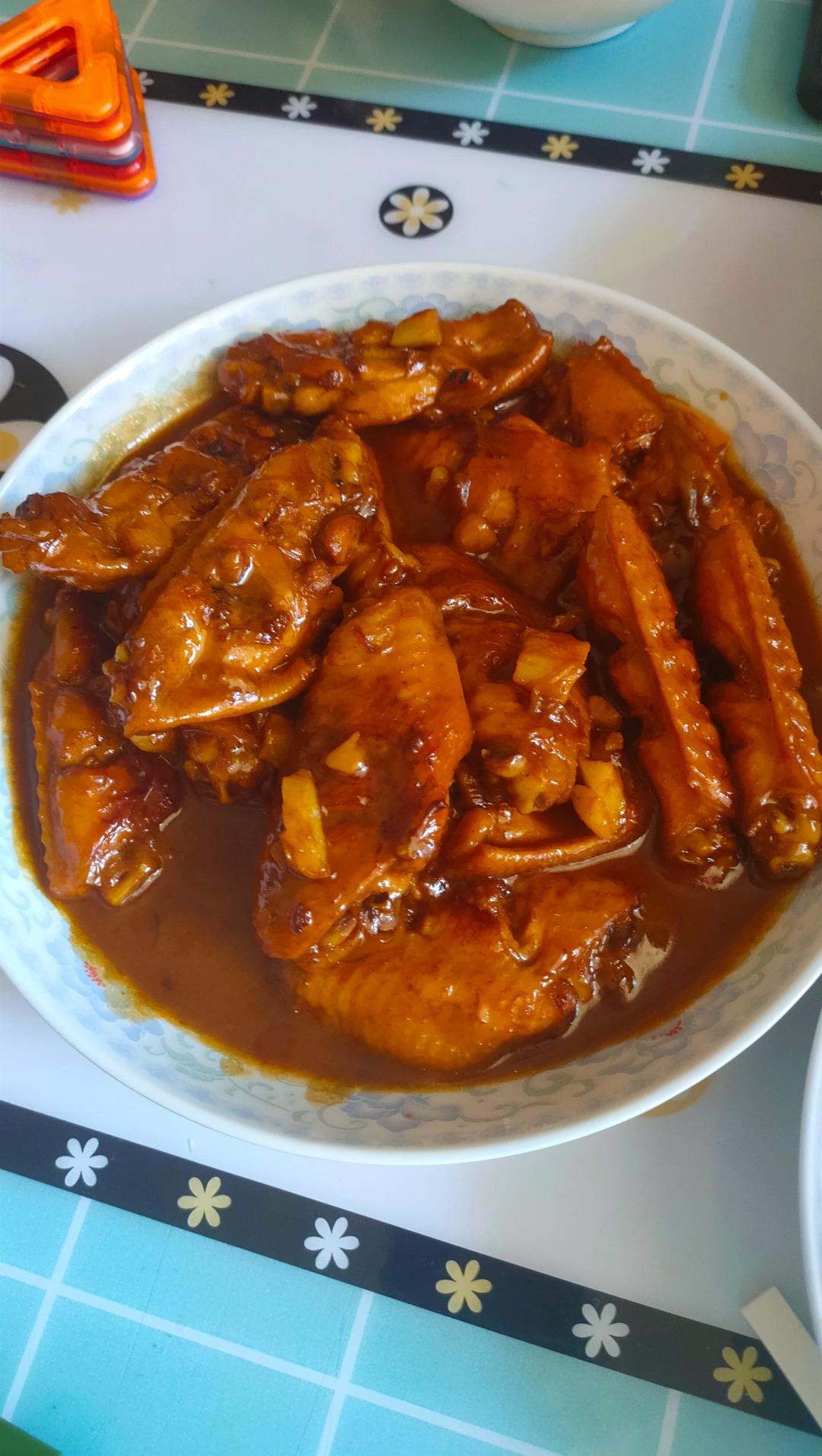 妈妈家的味道，吃了停不下来的红烧鸡翅