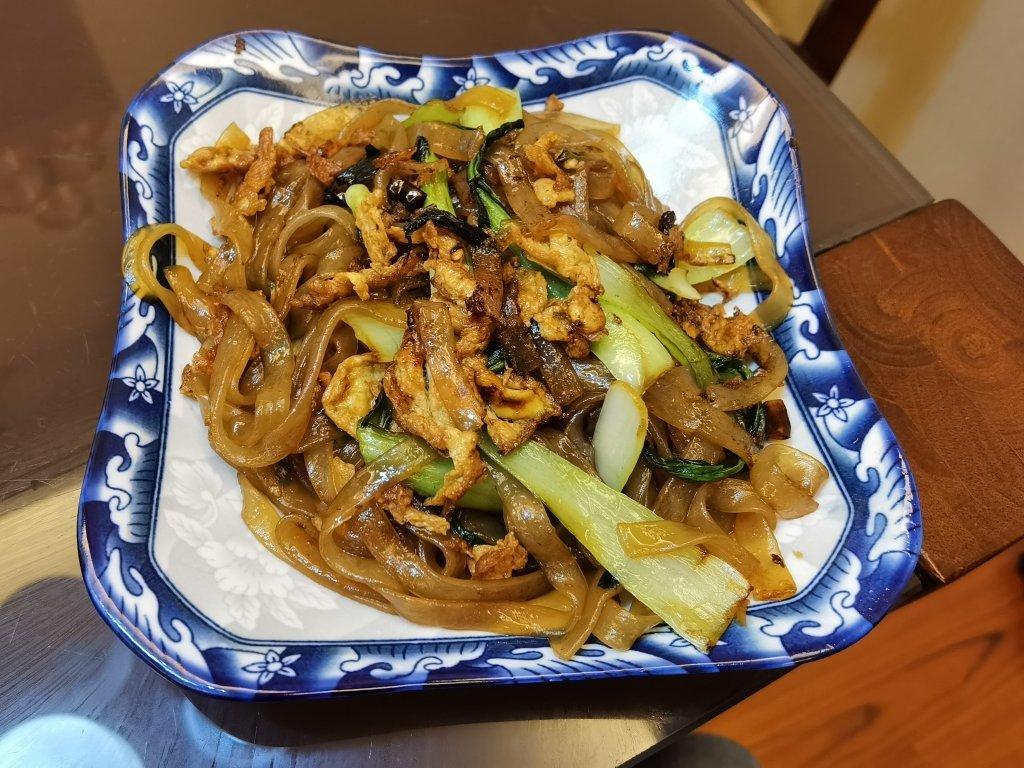包心菜炒红薯粉丝