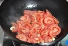 木耳番茄鱼片汤的做法 步骤8