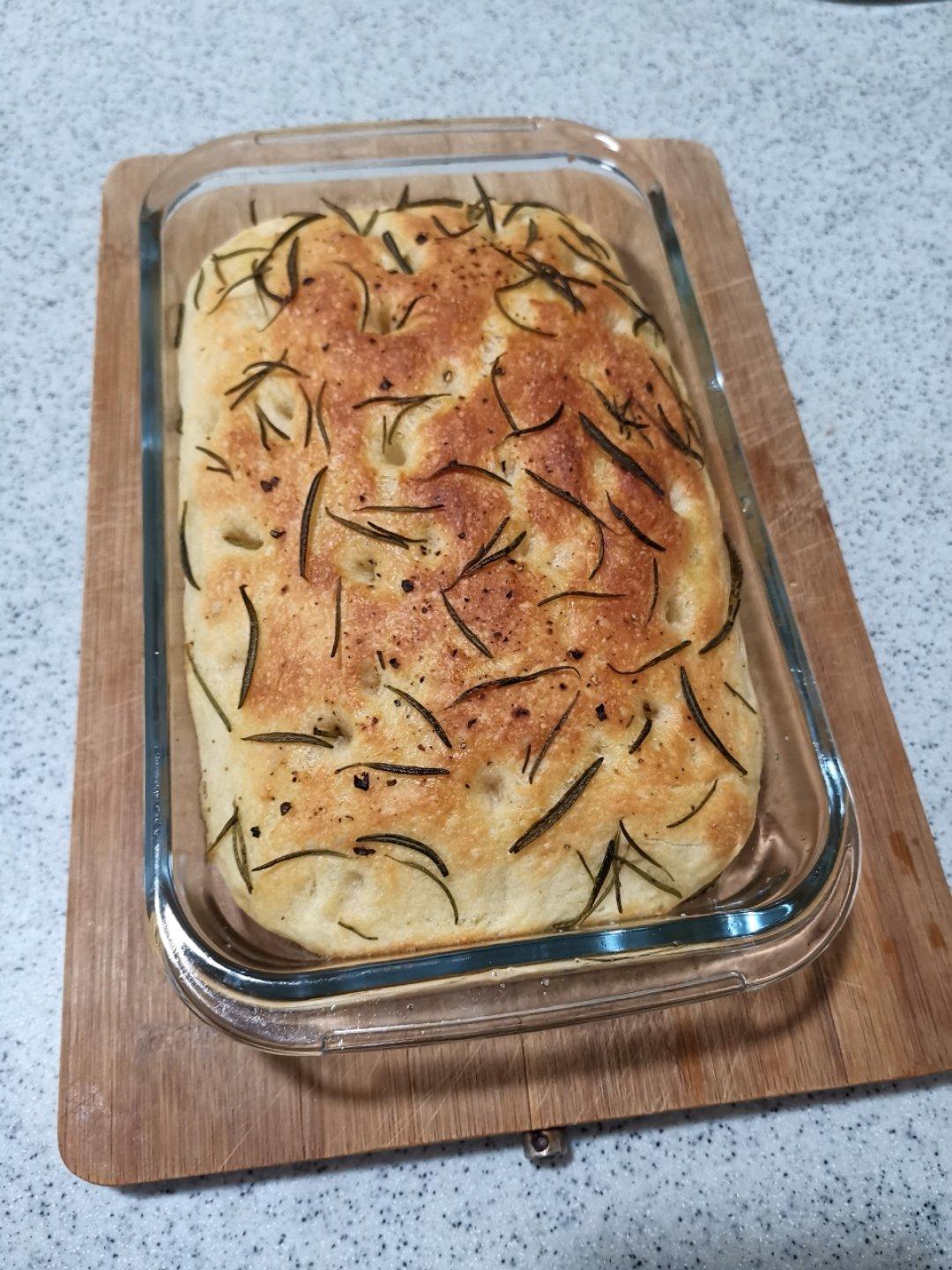 【KINFOLK】迷迭香佛卡夏（附天然酵种版）