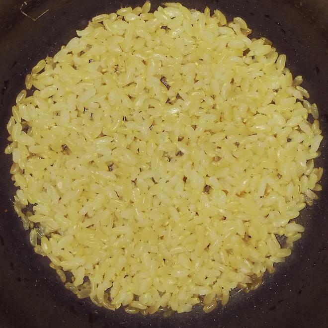 瘦身主食及原理 冷藏椰油糙米饭 高抗性淀粉 中间脂肪酸的做法