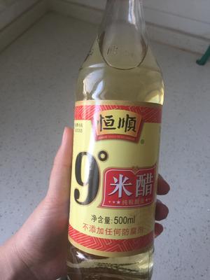 腌酸辣白菜的做法 步骤7