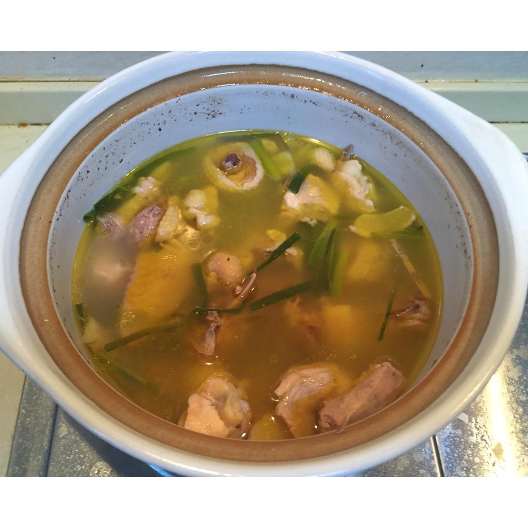 清炖鸡汤